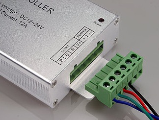 4-key-rgb-controller.jpg 4-key-rgb-controller.jpg