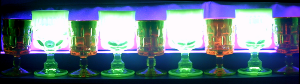 uranium-class-display-under-uv-light1.jpg uranium-class-display-under-uv-light1.jpg